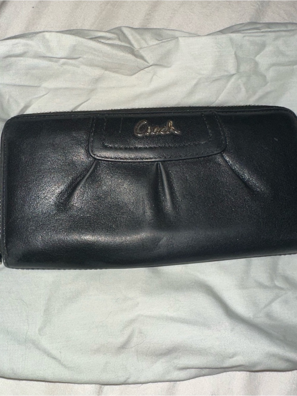 Authentic Vintage Coach Leather Ashley Zip-Around Accordion Wallet
